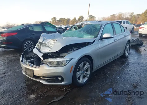 2017 BMW 330I xDrive z USA, uszkodzony, nr VIN WBA8D9G56HNT91616